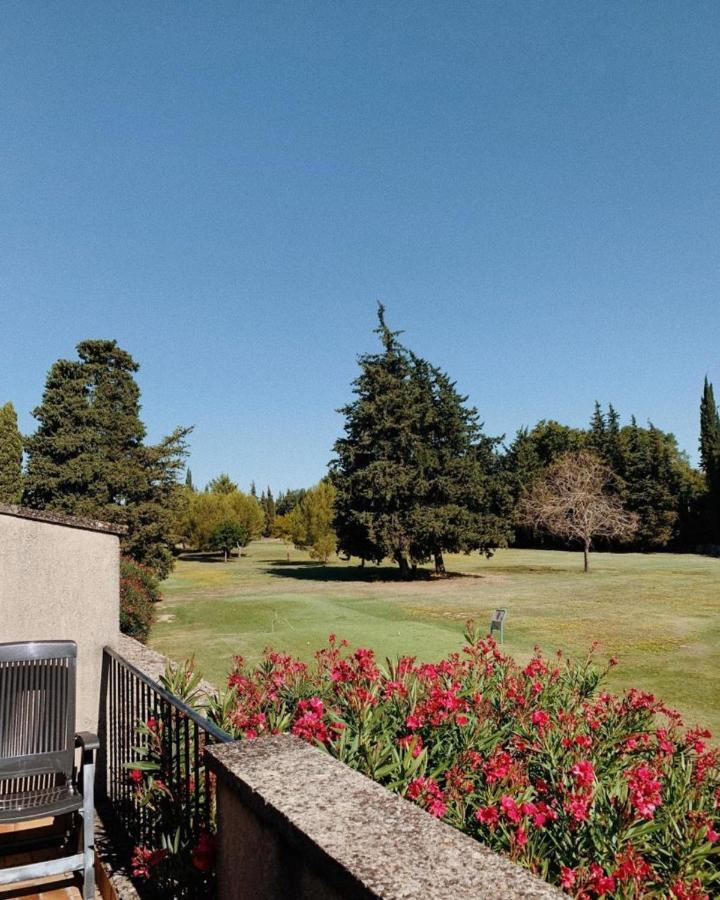Bed and Breakfast Golf Club D'Юзес Экстерьер фото