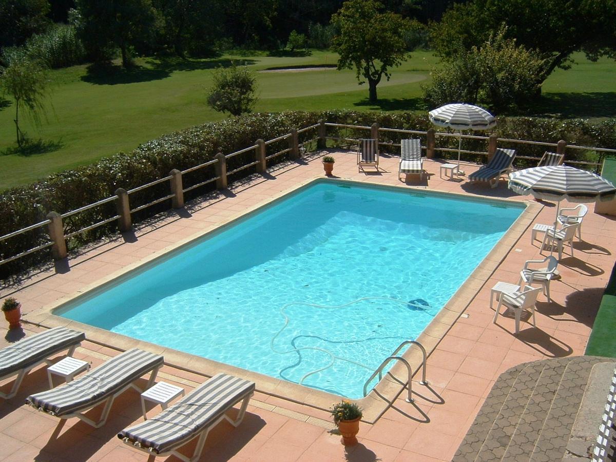 Bed and Breakfast Golf Club D'Юзес Экстерьер фото